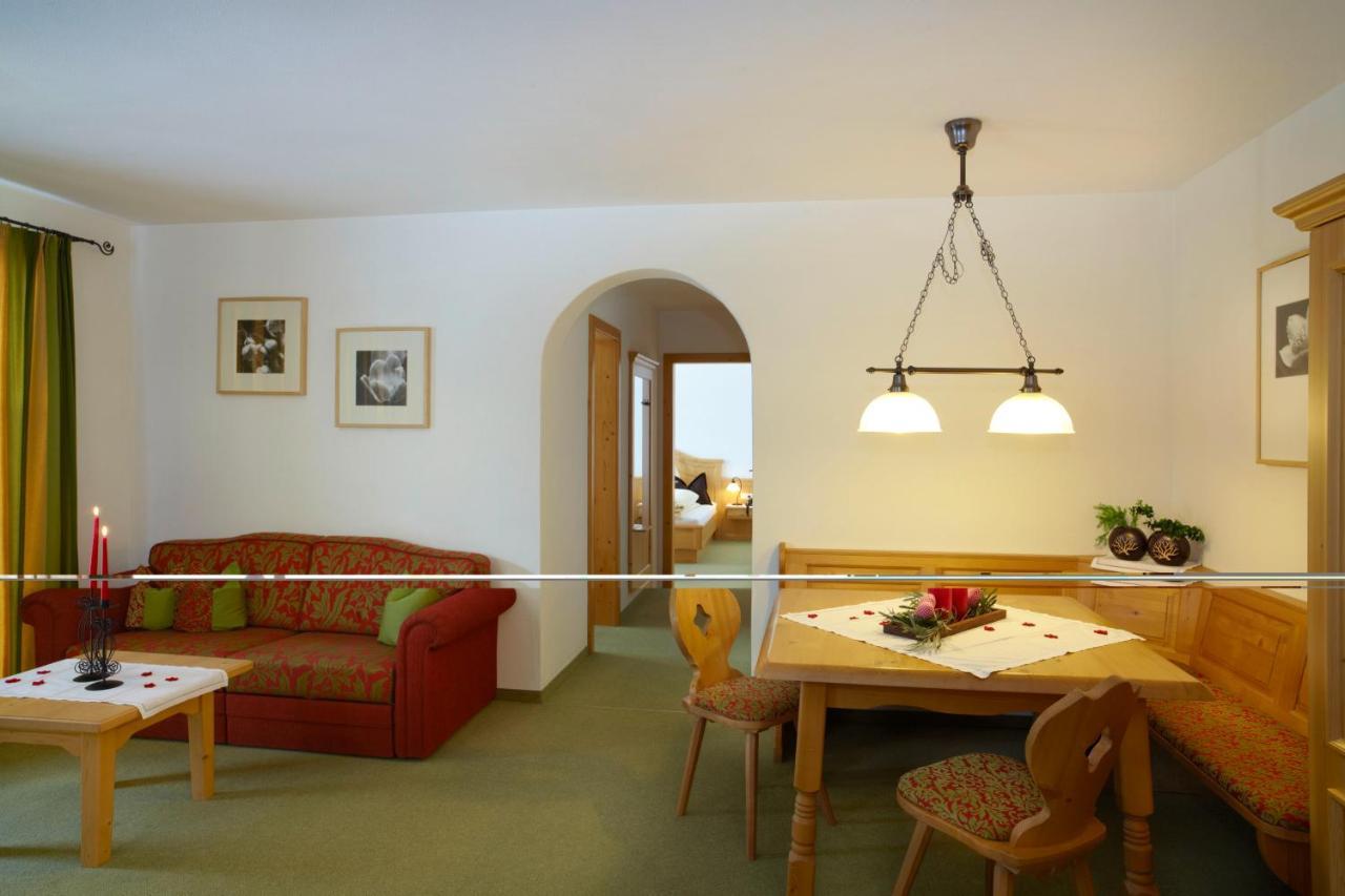 Landhaus Alpensonne Schattwald Εξωτερικό φωτογραφία